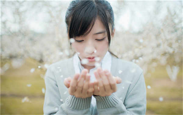 镇坪怀孕后验血多久可以知道男女(怀孕后多久可以验血检查出来)